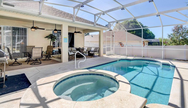 Patio + Grill: Spacious Getaway in Minneola!