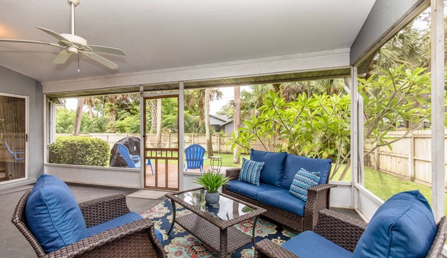 🍹🌞 Patio Paradise! 3BR/2BA Private/Fenced Yard, Pet Friendly, and Quiet!