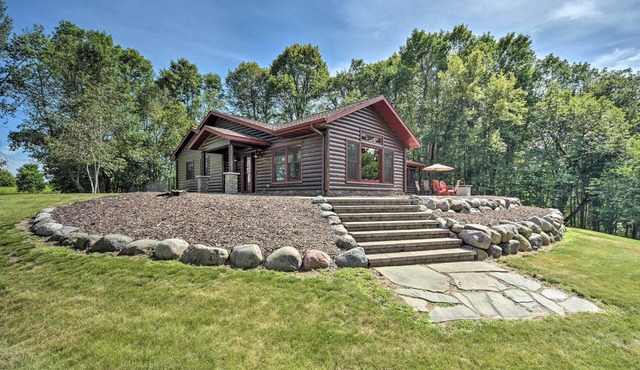 Patio, Views & Hot Tub: Quiet Lakeside Cabin