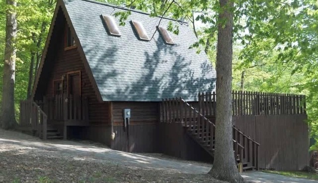Patoka Lake A-Frame #5 with hot tub at Patoka 4 Seasons Resort