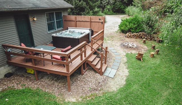 Patriot Cottage at American Heartland Cabins