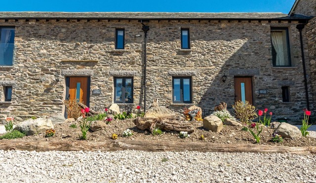 Patton Hall Cottages - Two identical adjoining 3-bed cottages, on a working farm