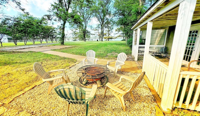 Patton’s Place on beautiful Moon Lake near Clarksdale, MS and Helena, AR