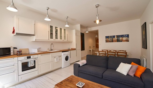 Pauillac two bedroom apartment on second floor