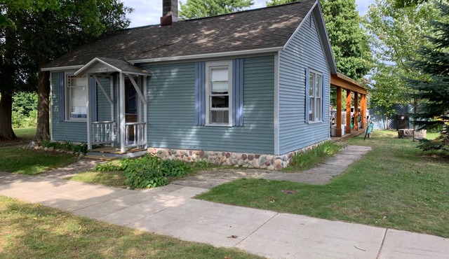 Paul's Place - Two blocks from beaches in the heart of Grand Marais