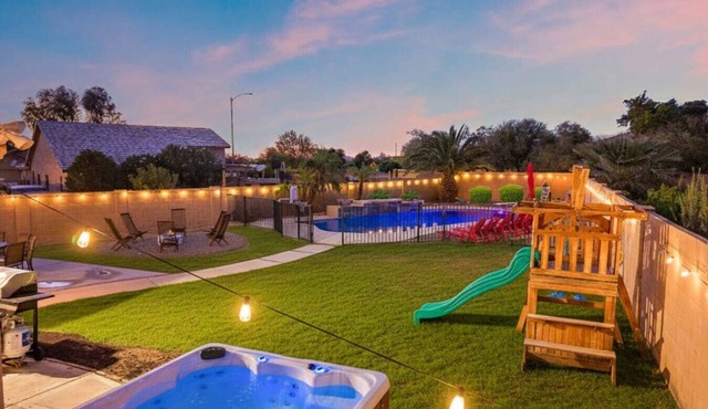 Pause & Play | Pool, Spa, Gaming, Firepit & More