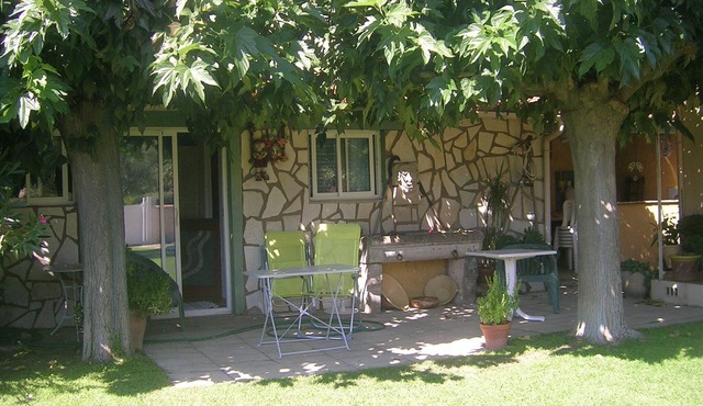 Pavillon de Charme Rez- de Jardin Dans Village Près des Plages