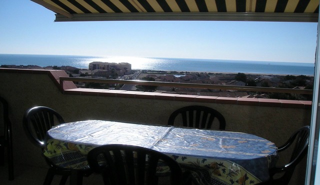 Pavillon T3 * 72m2 Terrace 180° Sea View, Wifi, Swimming pool, Internet, Air conditioning,