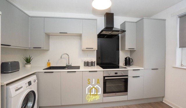 Pavlova House - 2 Bed Apartment in Aberdeen