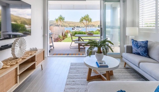 *Pay 2, Stay 3 Nights this Winter