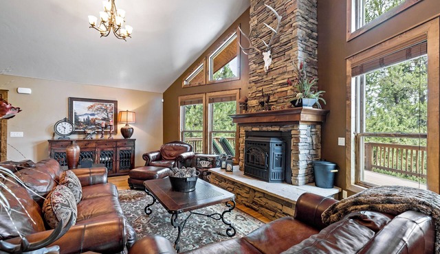 Payette RIver Estate - Game Room - Hot tub - Firepit - AC - Trailer parking