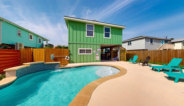 PC628 Private Heated Pool and Golf Cart Included