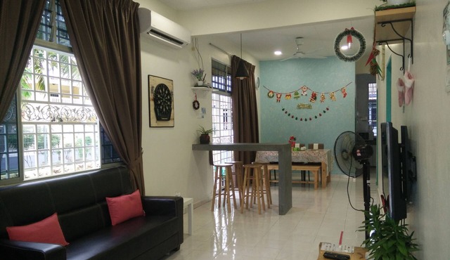 PD Leisure Homestay- 3km away fromTesco & Giant