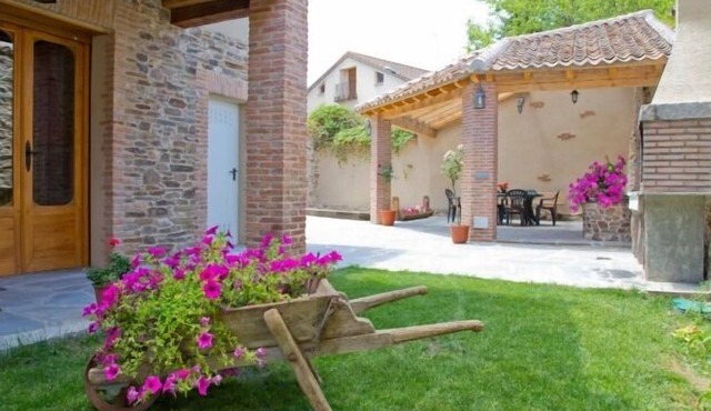 Peñamora Rural Cottage for 10 people
