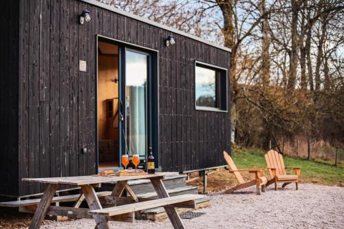 Pea - Parcel Tiny House - Tiny House à 1h30 de Lyon au coeur des monts du Massif Central MAE-3293