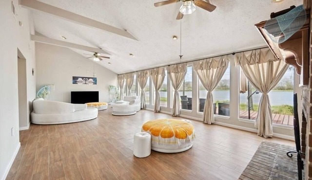 Peace and beauty lake view of Many and large glass windows. All new furnitures!