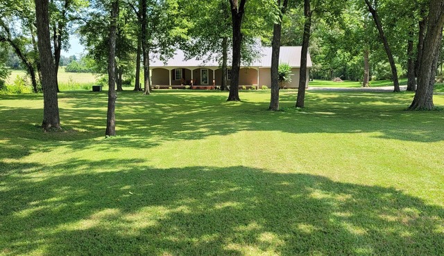 Peace and privacy abound. Sit and watch the wildlife