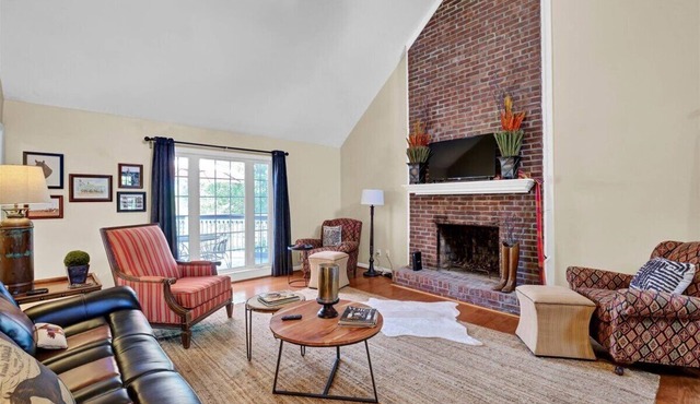 Peace and Quiet Close to Louisville - 80+ Acres