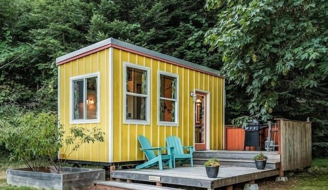 Peace and Quiet ~ Unique Escape w/Sauna & BBQ