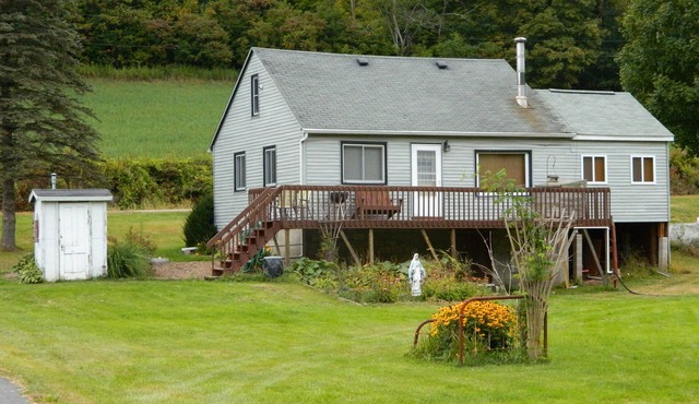 PEACE AND TRANQUILITY AWAIT YOU HERE!