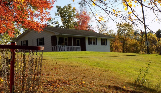 Peace at Pine Run in Hocking Hills: 13 Acres, Hot Tub, & Disc Golf!