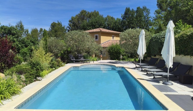 Peaceful villa with private pool 5 minutes from Vaison la Romaine