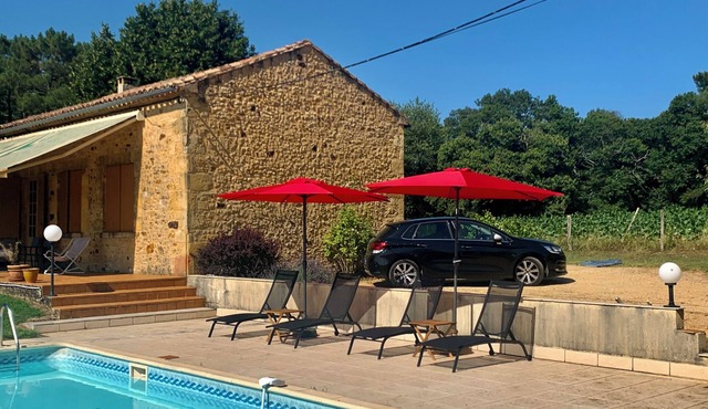 Peaceful Retreat with Panoramic Views & Pool – Perfect for Families & Friends