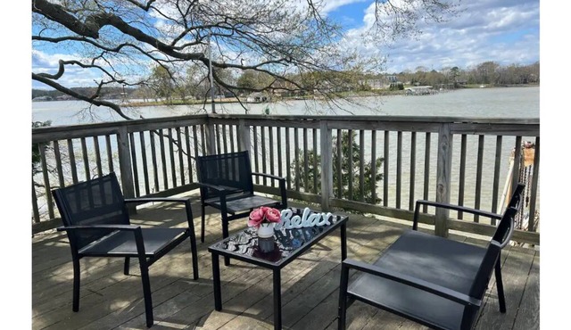 Peace & Tranquile waterfront home, Colonial Beach