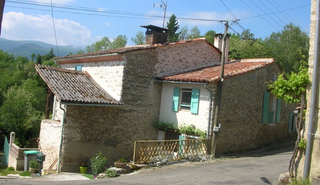 Peaceful cottage in Fouchard