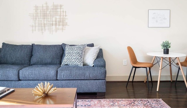 Peaceful 1BR Getaway | Balcony & Comfort