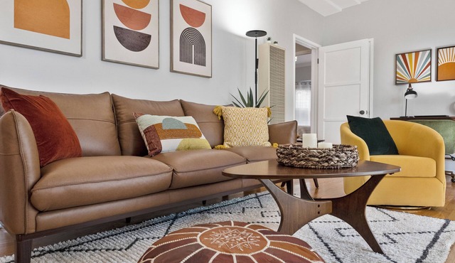 Peaceful 1st Floor Apt. with Soaking Bathtubnn