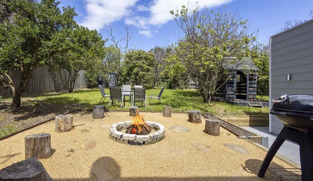 Peaceful 2-Bed Apartment in Coastal McCrae