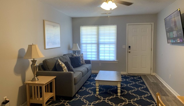 Peaceful 2 Bedroom 2 Full Bath Condo with convenient Location