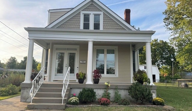 Peaceful 2-bedroom apartment in Buechel, Louisville. Close to YMCA, Costco, Rest