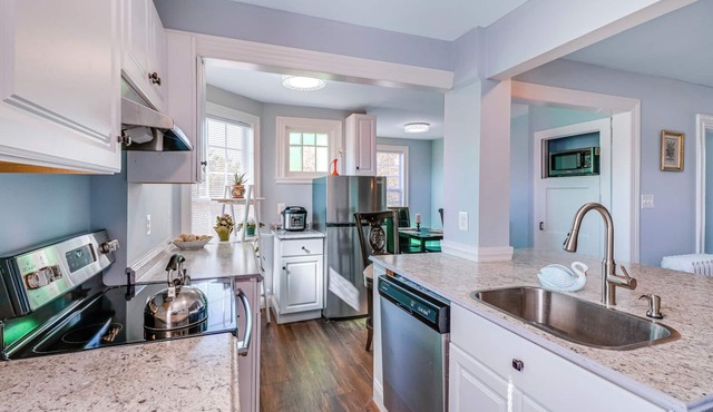 Peaceful 2-Bedroom Estate for Monthly/Bi-weekly Stay on Eastern Shore