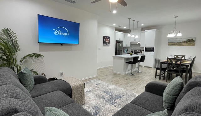 Peaceful 2-bedroom townhome -Sleeps 6 in La Feria
