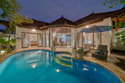 Peaceful 2bd Seminyak villa with Private Pool and Garden
