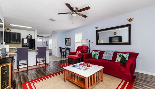 Peaceful 2BR Home w/Modern Comforts in Riverview