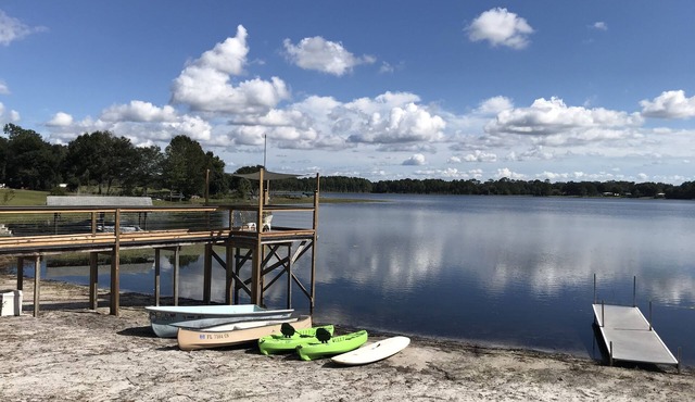 Peaceful 3/2 Lake House on Lake Geneva
