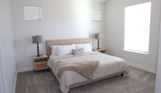 Peaceful 3-bedroom condo in Saratoga Springs