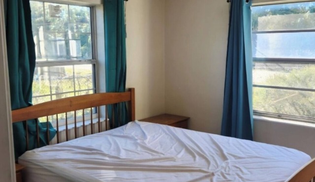 Peaceful 3-bedroom bungalow with AC in charming Bunnell