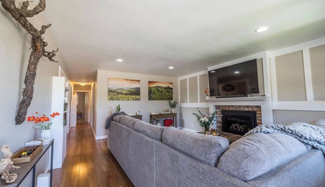 Peaceful 3-Bedroom House on Lucio Vineyard in Charming Knightsen