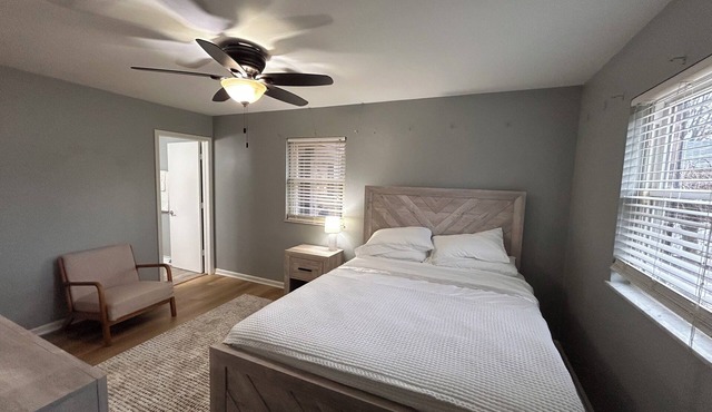 Peaceful 3-bedroom house near Airport