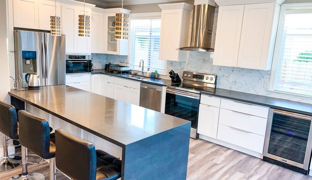 Peaceful 3bed3bath 2300sqft Home Centrally Located in Heart of Silicon Valley