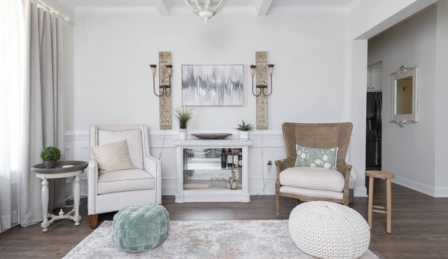Peaceful 4 bedroom house with private in-law suite