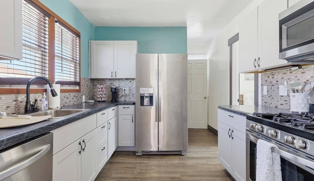 Peaceful 4-bedroom house with AC in charming Casper