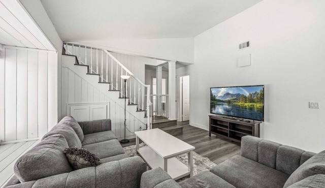 Peaceful 4-bedroom house with AC in charming Chino Hills