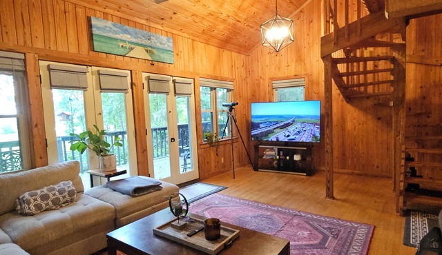 Peaceful 4-bedroom Lakehouse in Tallahassee