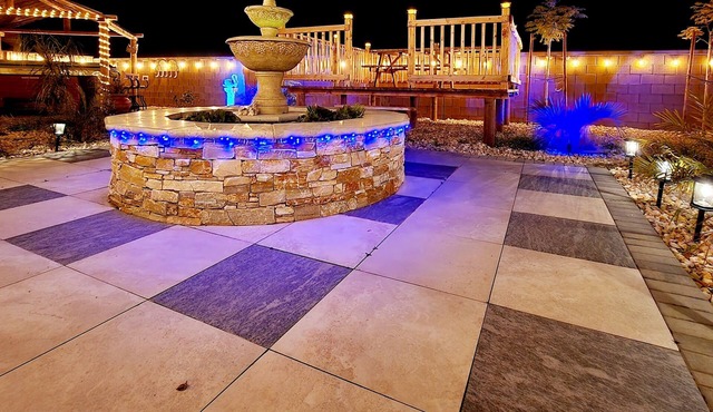 Peaceful 4BR-3BA Villa w/Club-House+Pool Spa Deck Garden