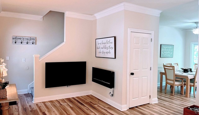 Peaceful 4BR House Nestled in Tellico Village! Hot Tub, King Beds, Dog Friendly!
